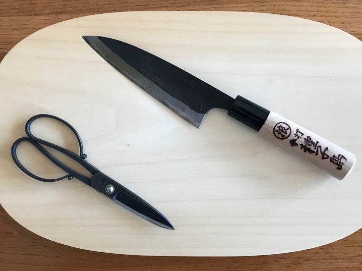 Tanegashima Guns and Knives