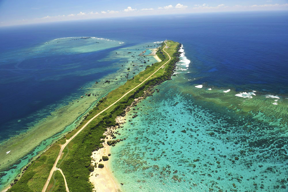 Scenic Spots and Cuisine of Miyakojima